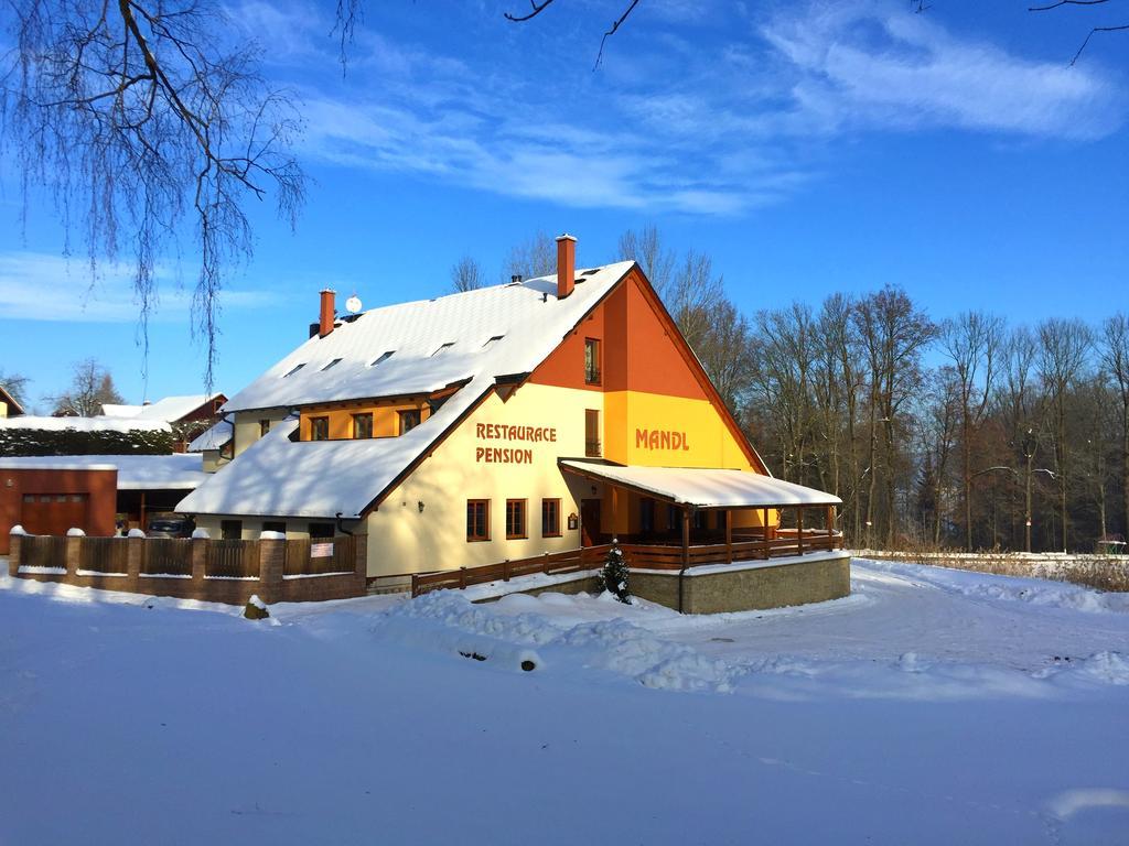 Pension Mandl Retova Exterior photo
